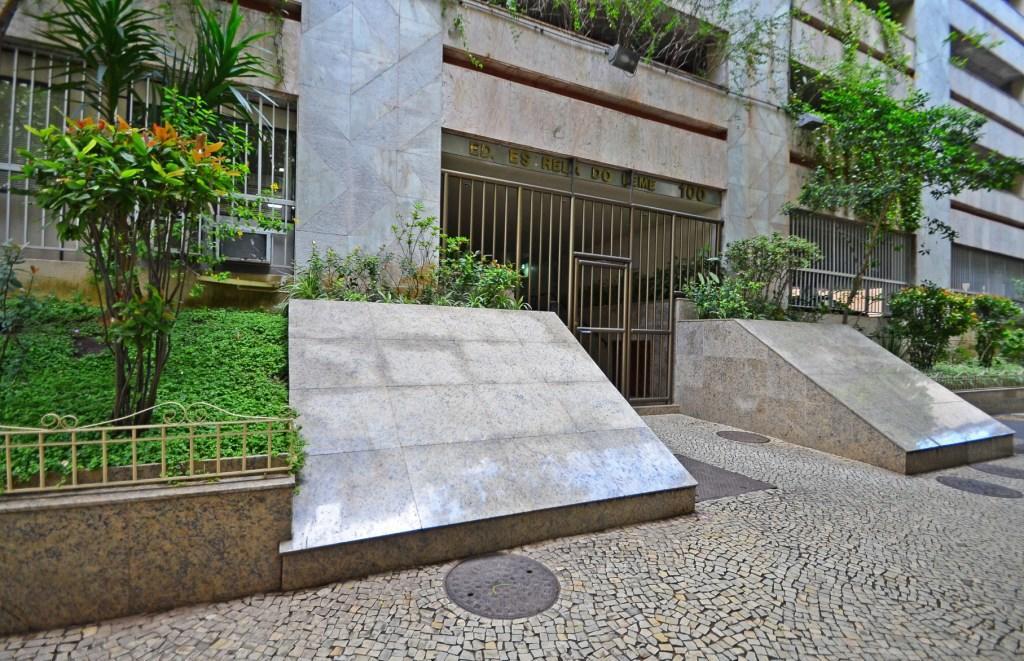 Confortavel E Seguro 2 Quartos Com Varanda No Leme Rio de Janeiro Exteriör bild